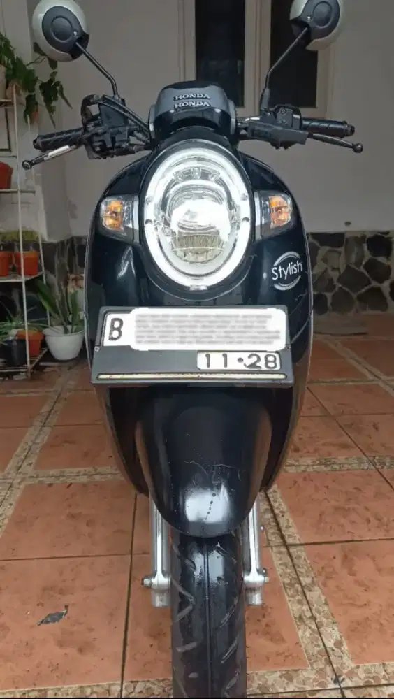 FOR SALE SCOOPY STAYLIS 2018