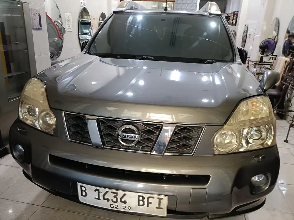 Nissan X-Trail 2009 Bensin