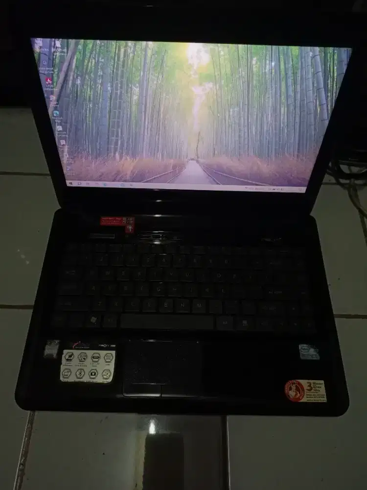 Axioo neon hnm
procesor core i3 gen 2