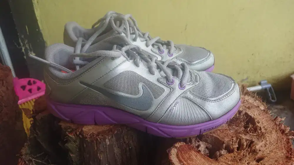 Preloved nike ori size 36 cakep