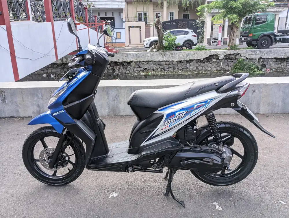 Beat Karbu 2012 Biru Putih Favorit Langka