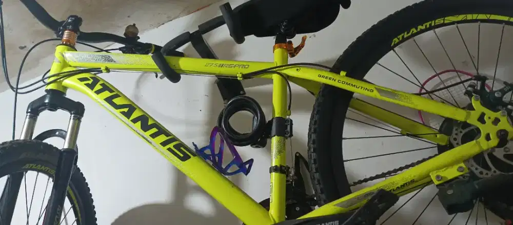 Sepeda gunung atlantis