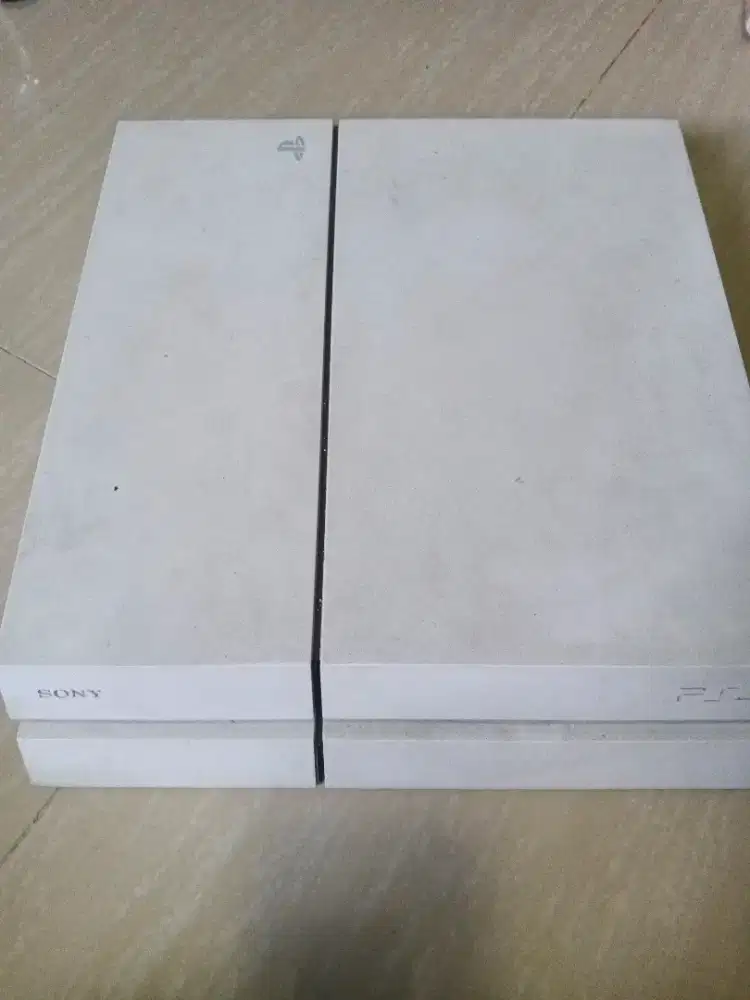 PS 4. Fat 500 GB full game.