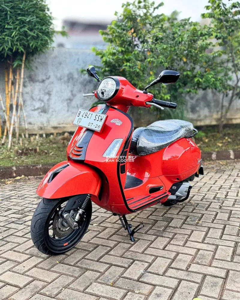 VESPA GTS S 150 iGET ABS 4V KEYLESS 2023 BERGARANSI