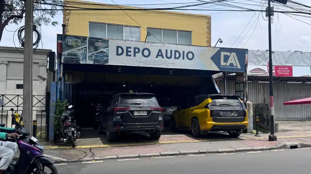 LOWONGAN KERJA MEKANIK VARIASI MOBIL (TEKNISI PROFESIONAL & HELPER)