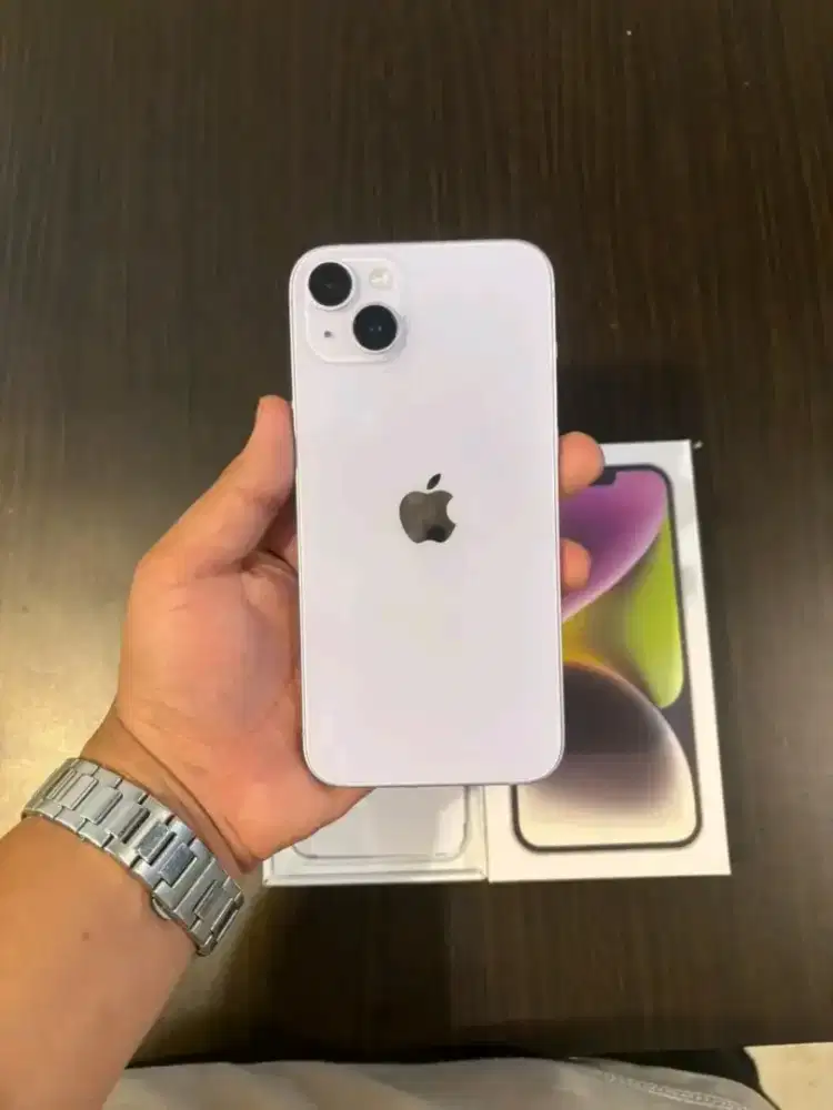 iPhone 14 Plus 128 layar 6,7inci all operator