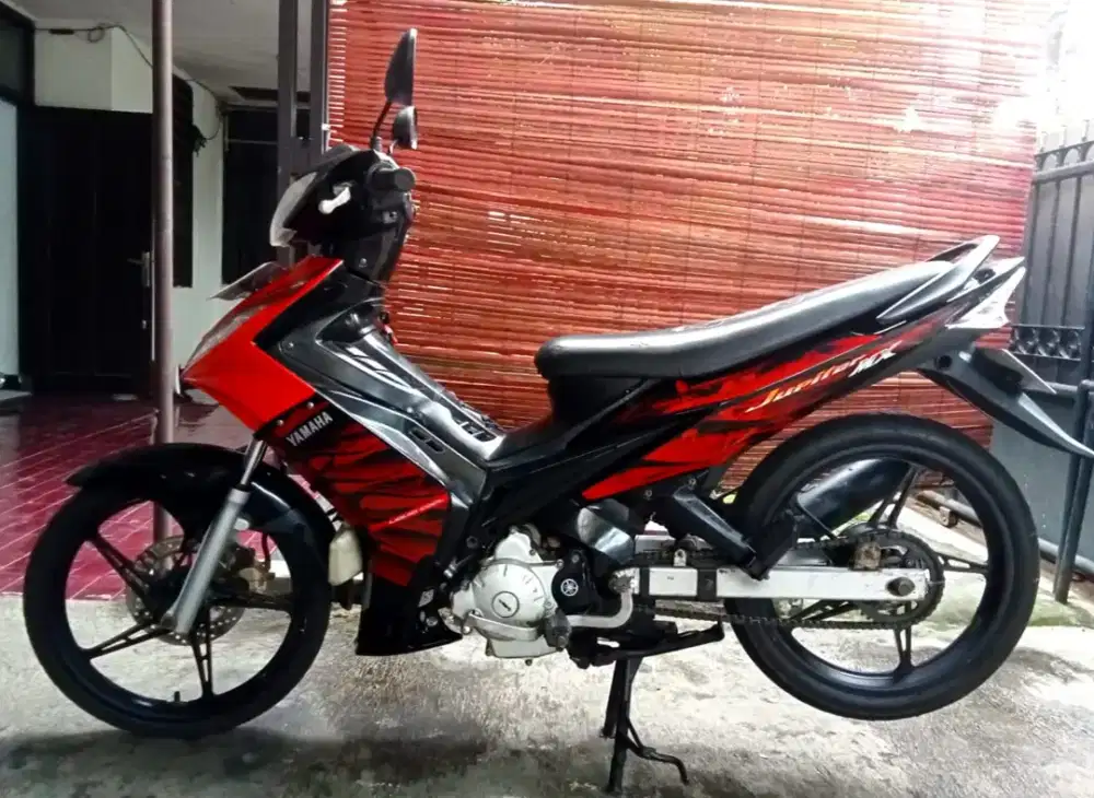 Yamaha Jupiter MX Old 2010