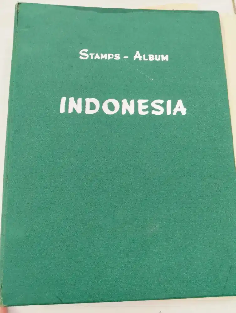 Album Perangko Indonesia Kuno