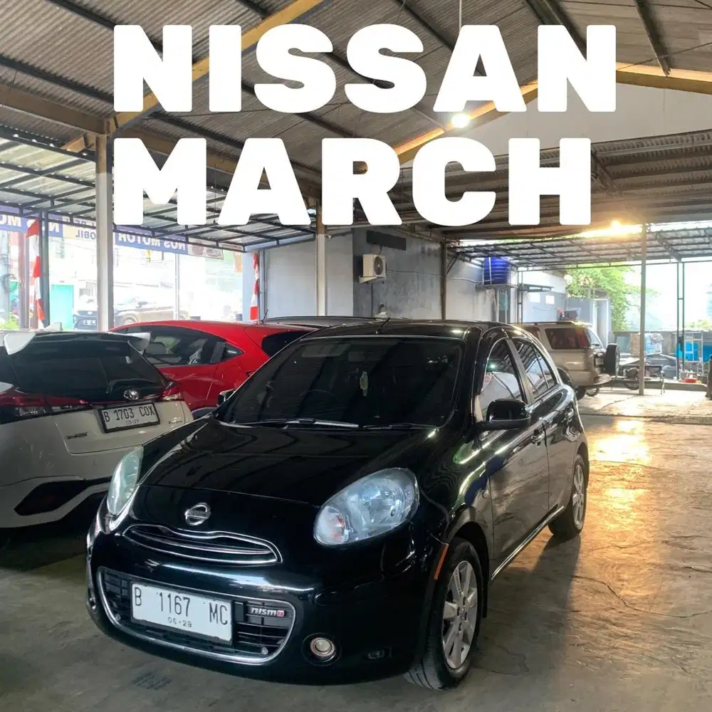Nissan March terawat mulus