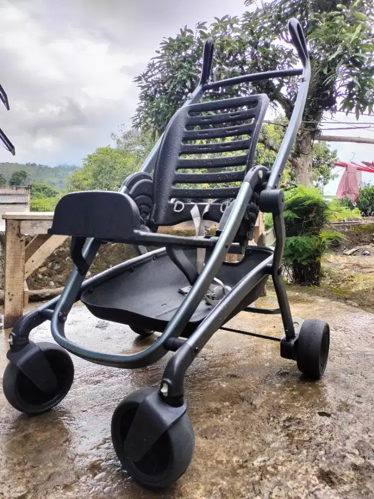 JUAL CEPAT KERETA DORONG BAYI