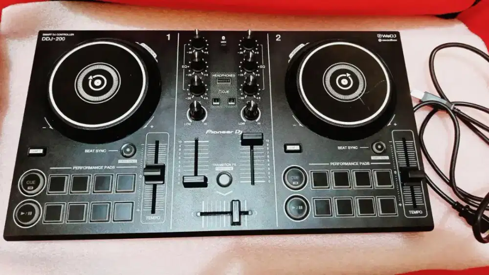 ALAT DJ CONTROLLER PIONEER DDJ 200