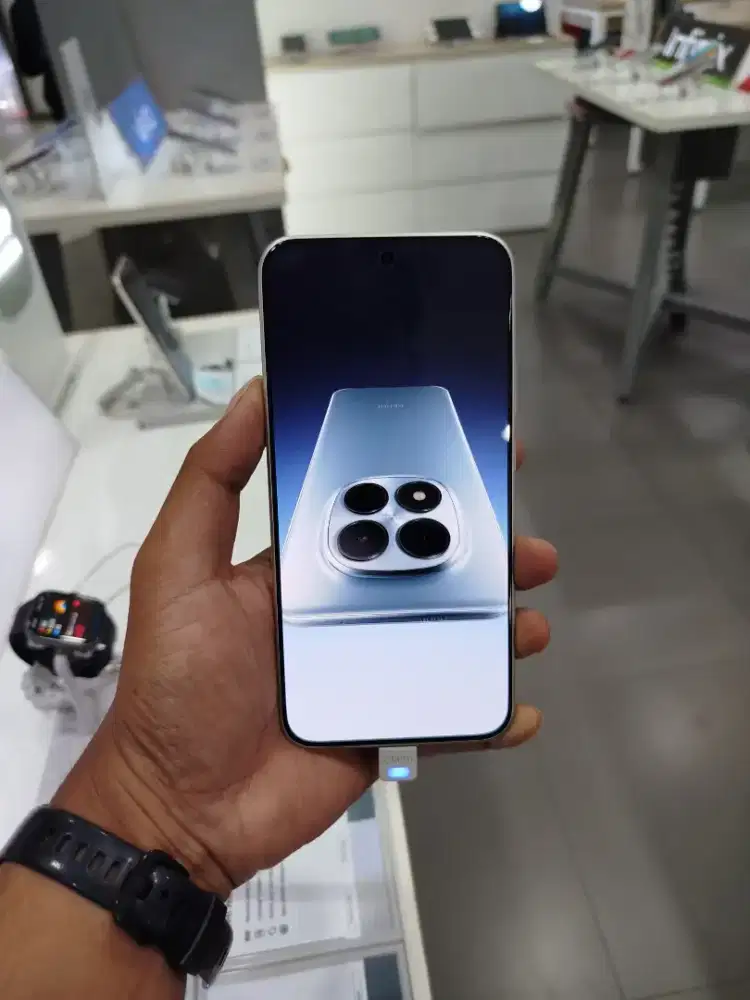 PreOrder Redmi Note 15 Series