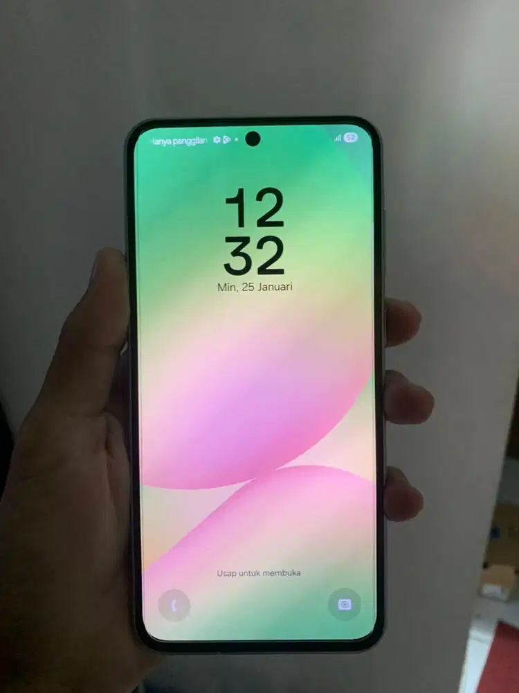 Samsung A56 5G 8/256 second, like new