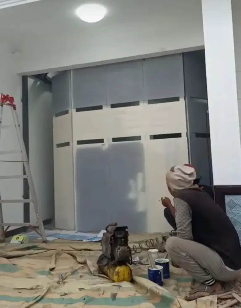 Pintu Henderson bergaransi terbaik