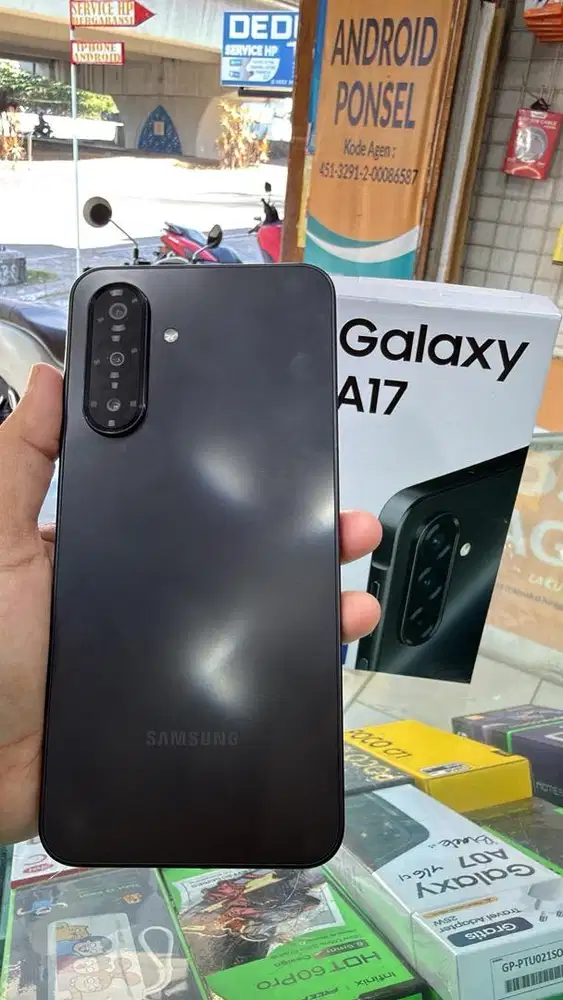 SAMSUNG A17 RAM 8+8/128 FULLSET GARANSI AKTIF UMUR 2 MINGGU PAKAI