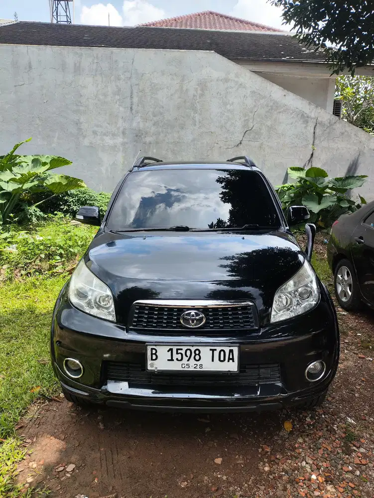 Toyota Rush 2011 Bensin