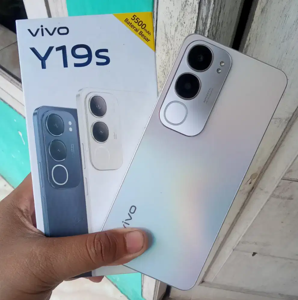 vivo y19s ram 4+4/64