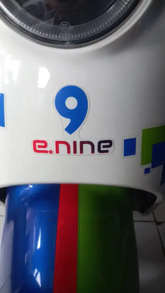 MOLIS
ENINE TRISTAR ( RODA 3 )