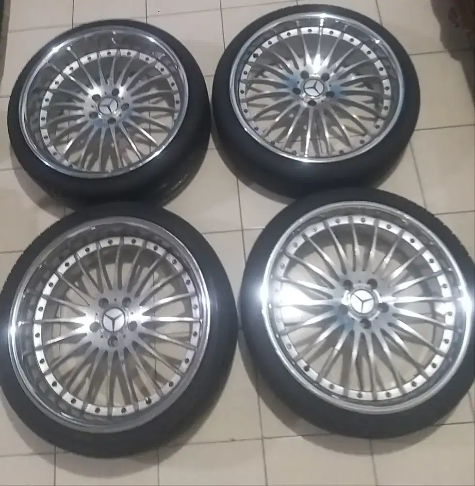 Velg 20 inch pcd mercy