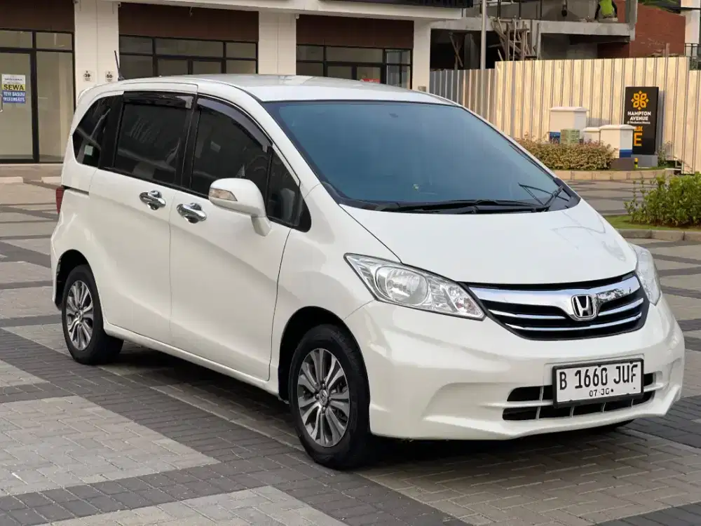 HONDA FREED PSD 2012