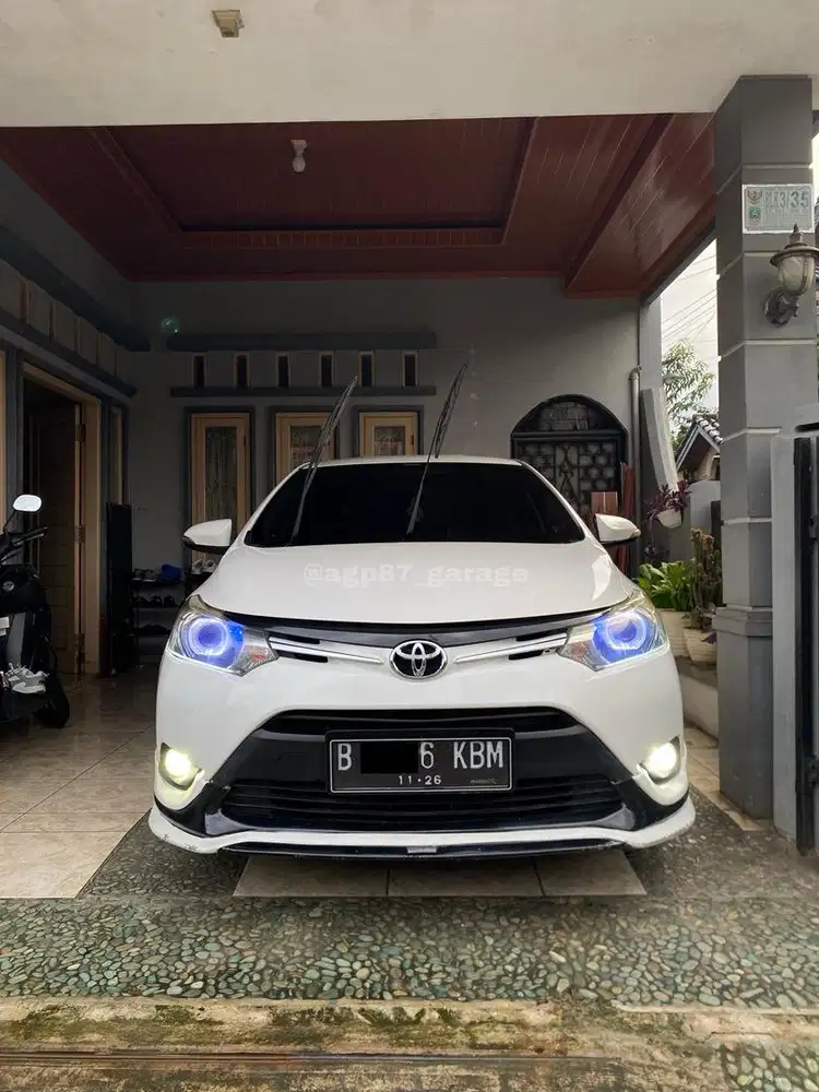 Toyota Limo 2016 Bensin