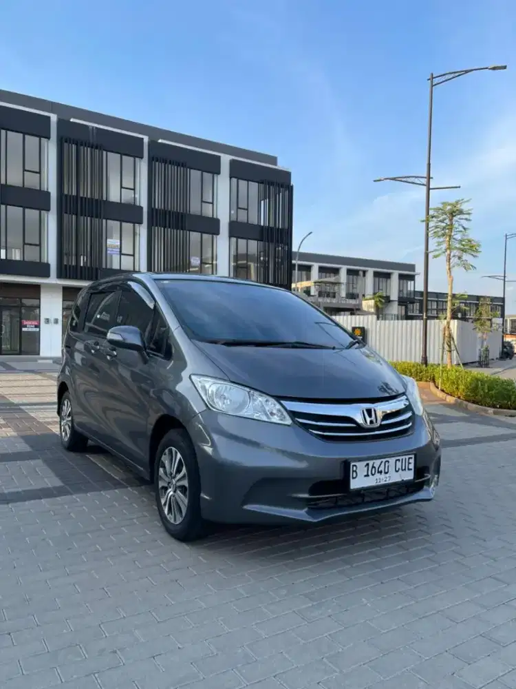 HONDA FREED PSD 2012