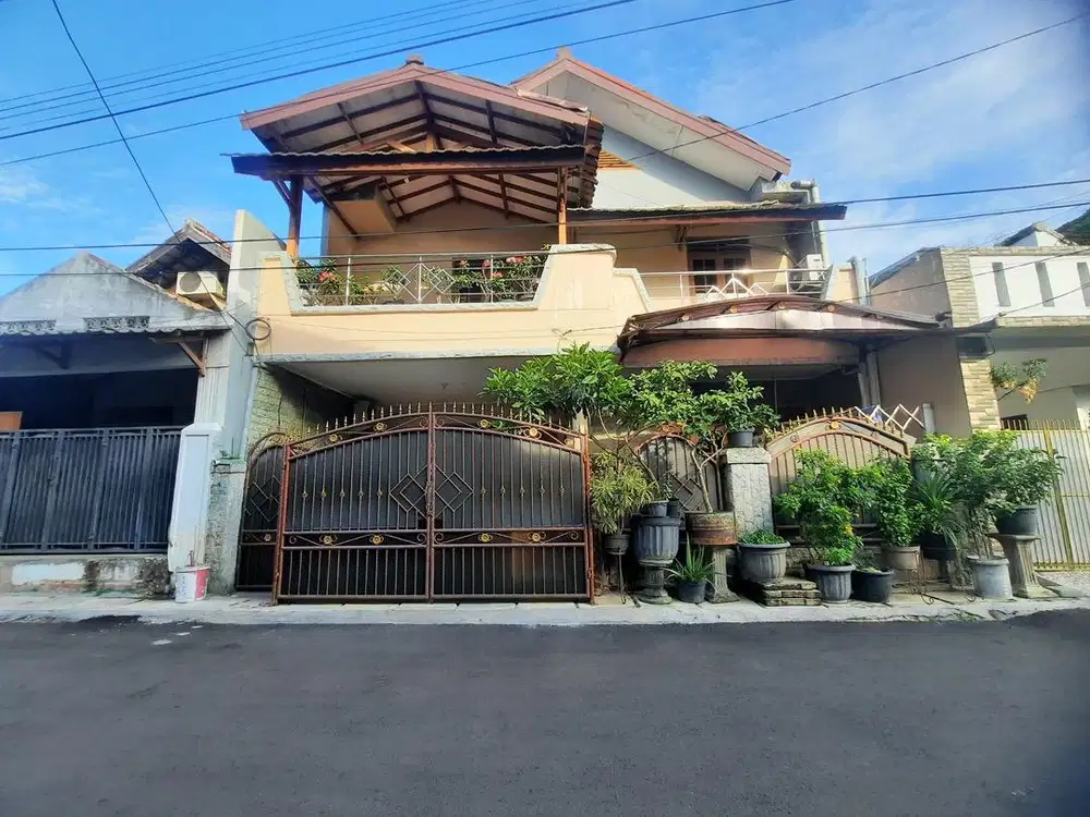 Rumah di Jual di PJMI Bintaro (rumah kos kosan)