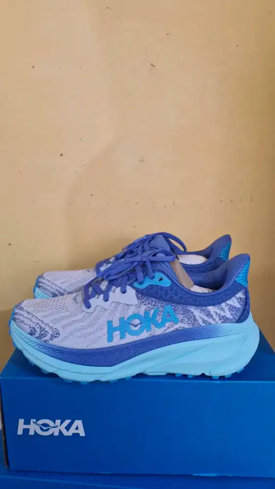 Sepatu Hoka Ukuran 40 Baru