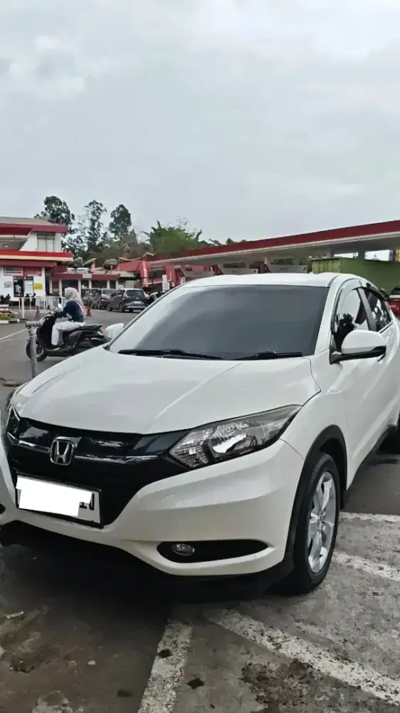 Sewa Mobil + Supir Weekend