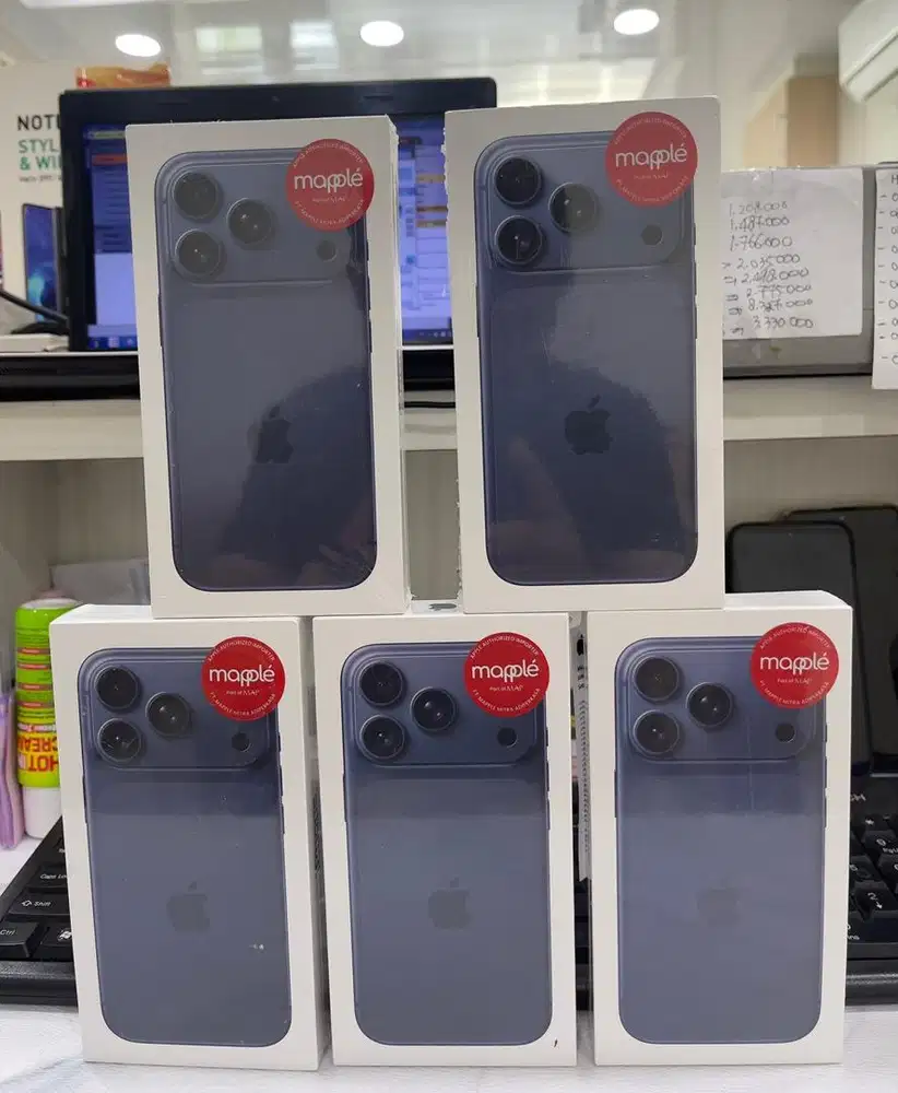 Baru..IPhone 17 Pro 256Gb Garansi Resmi (Warna : Deep Blue)