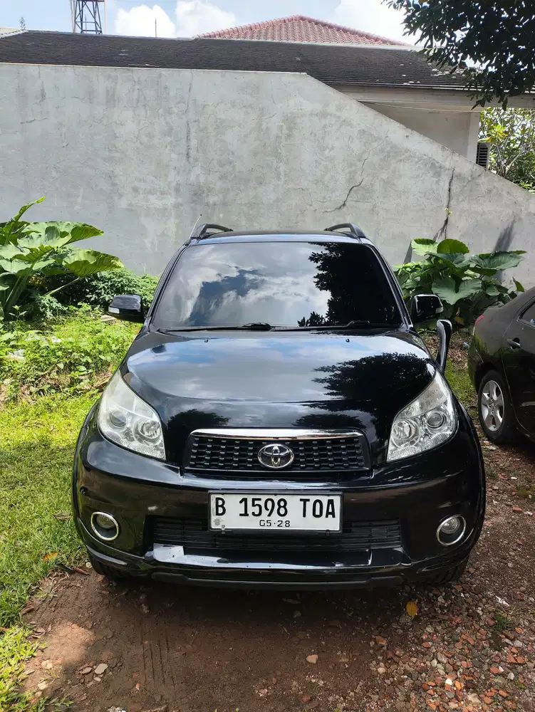 Toyota Rush 2011 Bensin