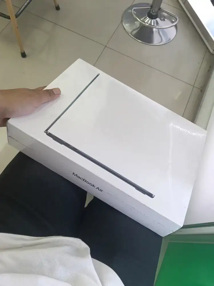 MACBOOK AIR M2 13,6 INCH NEW!!!