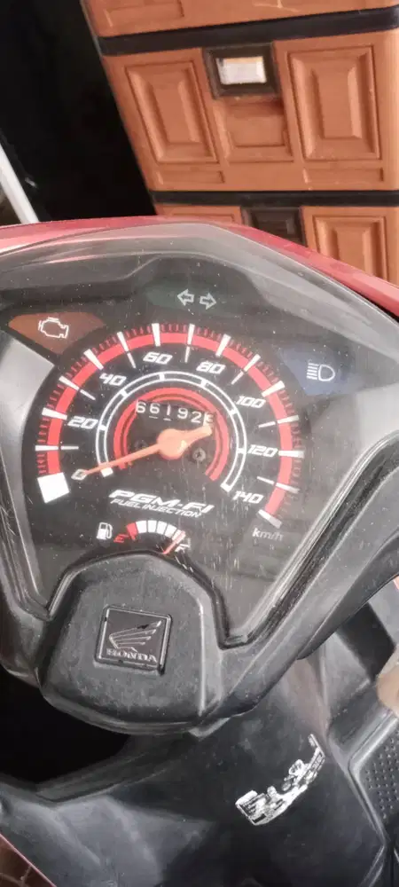 Di jual motor beat 2015 body mulus,lecet pemakaian