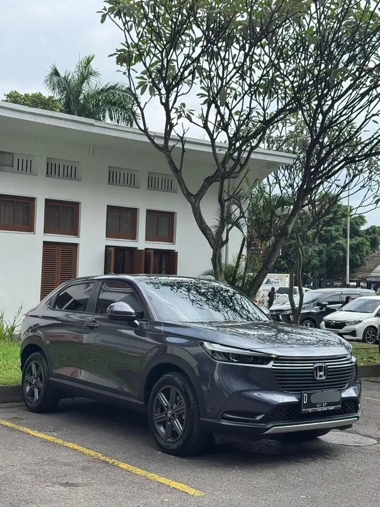 Honda HRV 2022 E AT low km