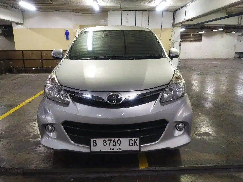 Toyota avanza veloz 1.5 matik 2013
