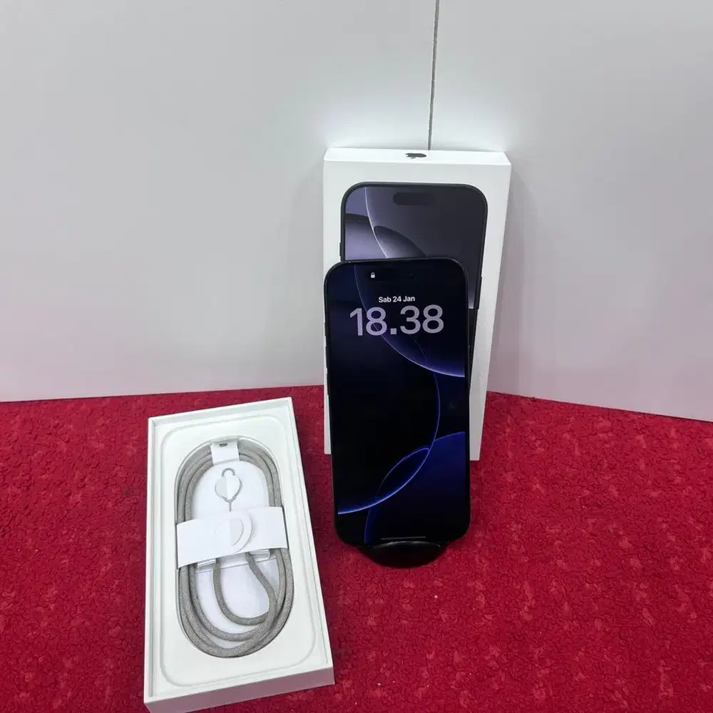 Iphone 16 Pro 256 GB Black Titanium