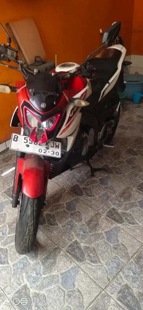 Jual motor Vixion tahun 2014