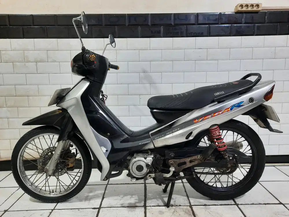 Jual cepat Yamaha vega r tahun 2003