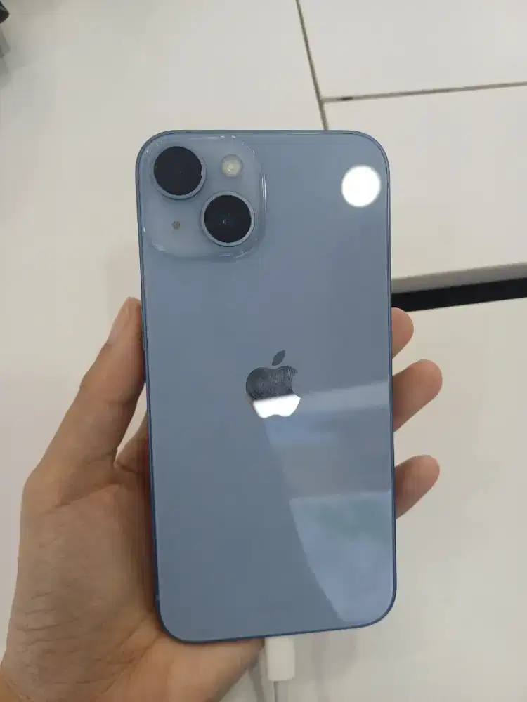 Iphone 14 128gb garansi resmi iBox