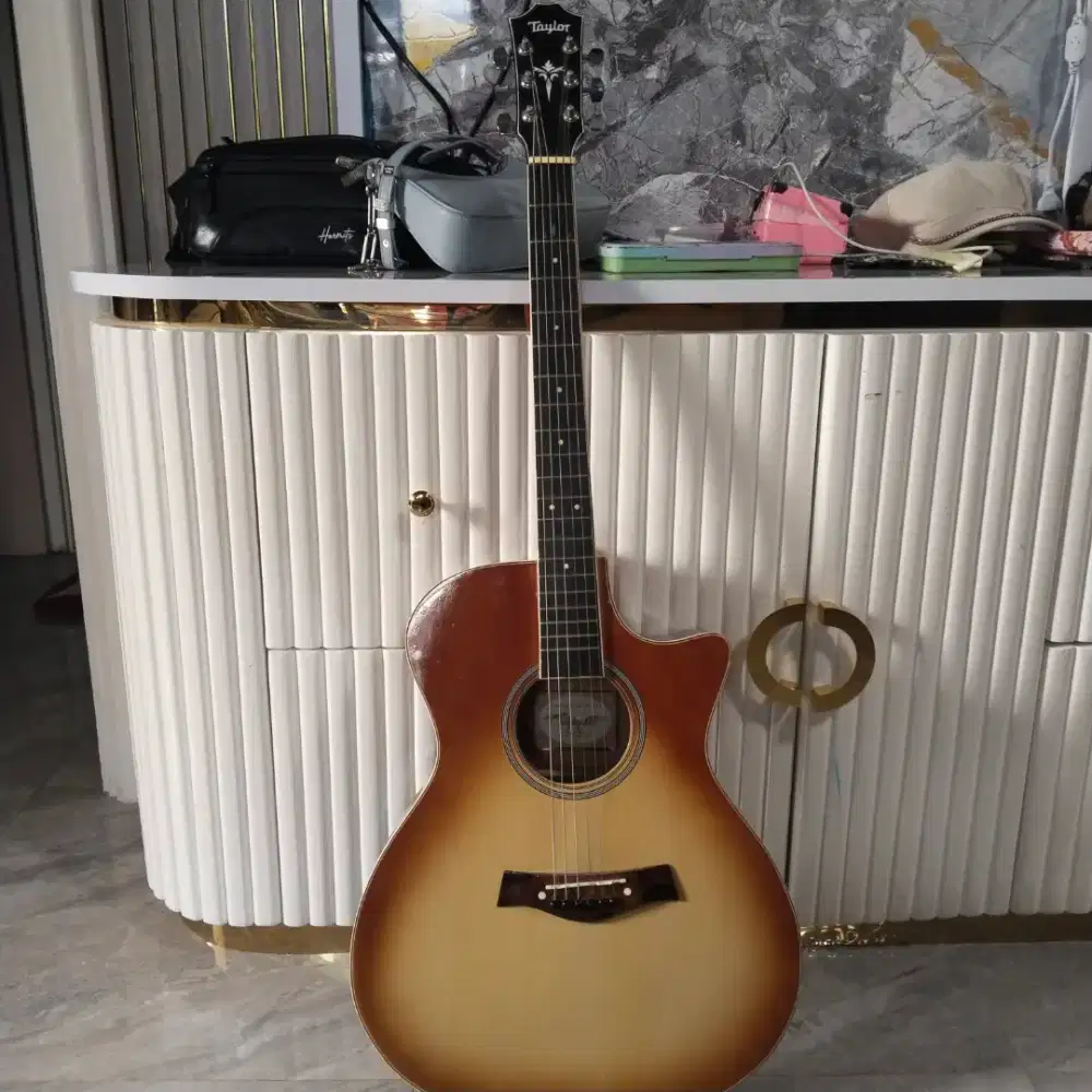 Gitar Bagus, Jarang Pakai