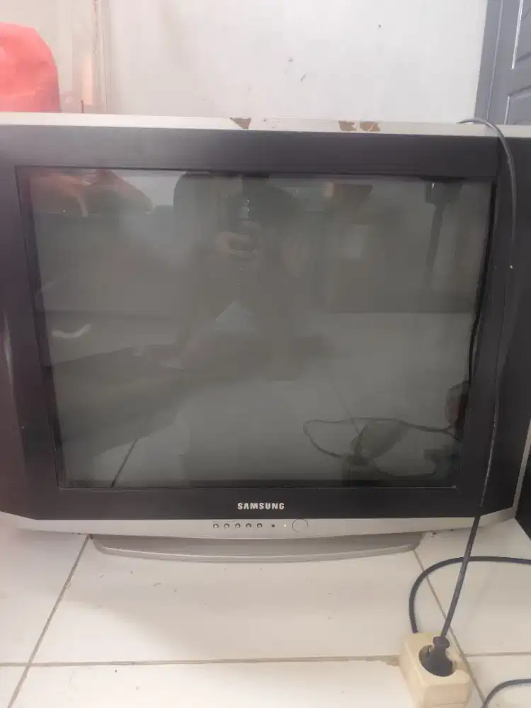 Tv tabung samsung 24