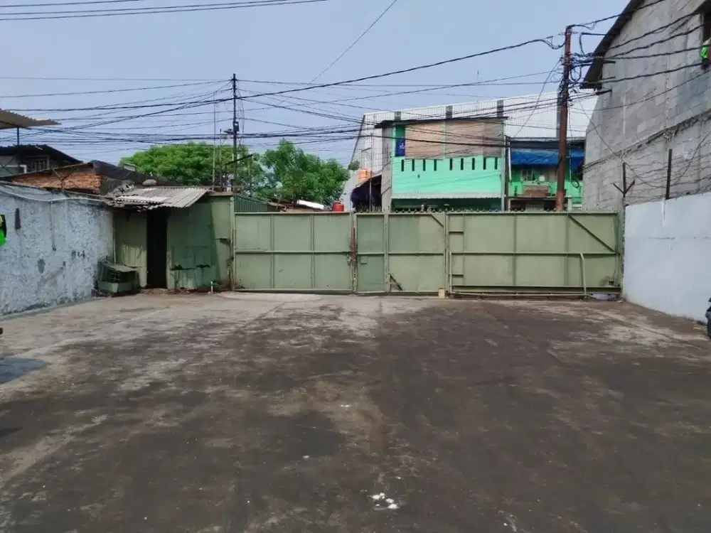 Bangunan Komersil Gudang Kapuk Kamal Dekat Ringroad Cengkareng Jakarta Barat