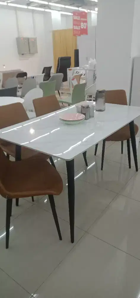 STEINAR DINNING TABLE SCANDIA PARADISE WALK SERPONG