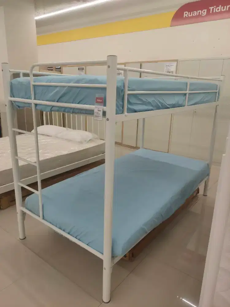 Tempat tidur 2 tingkat