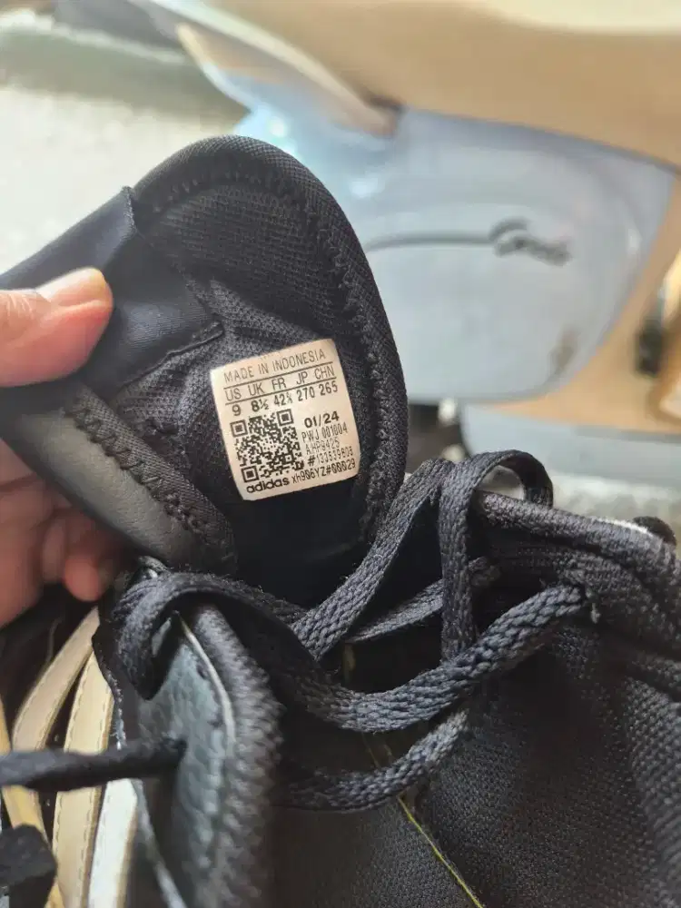 Dijual sepatu adidas original