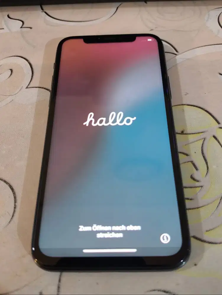 iPhone 11 Pro (4/256) inter