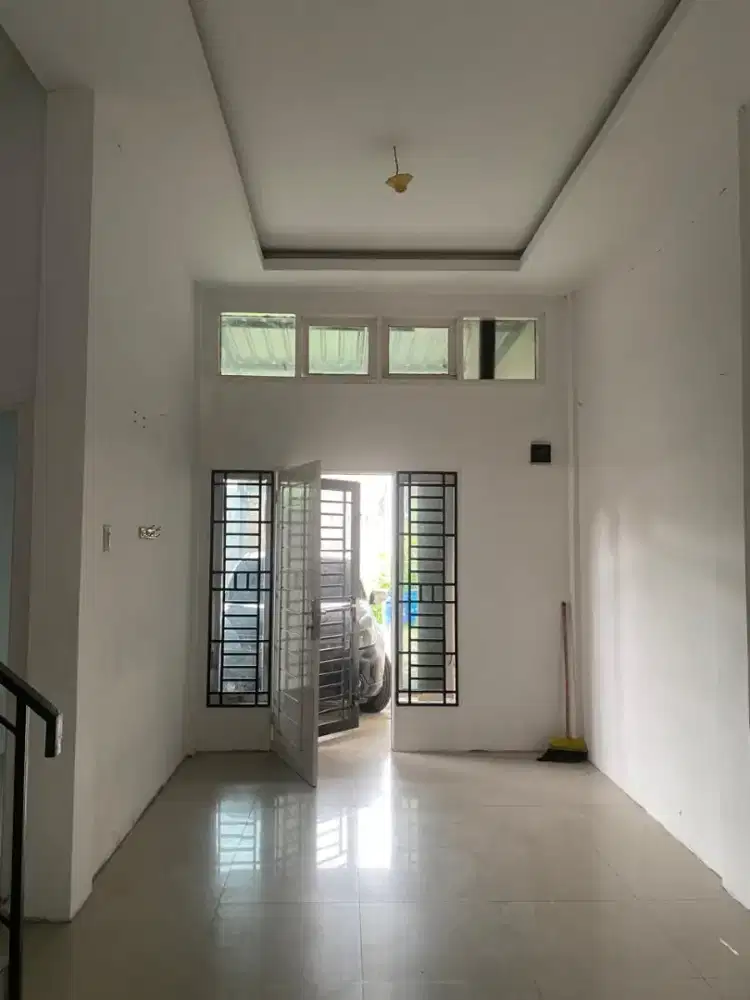 Di Kontrakan Rumah Minimalis