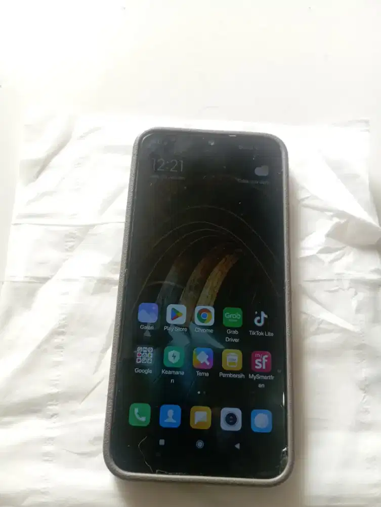 Jual Redmi Note 8 4/64 sekond hp dan dus aja .