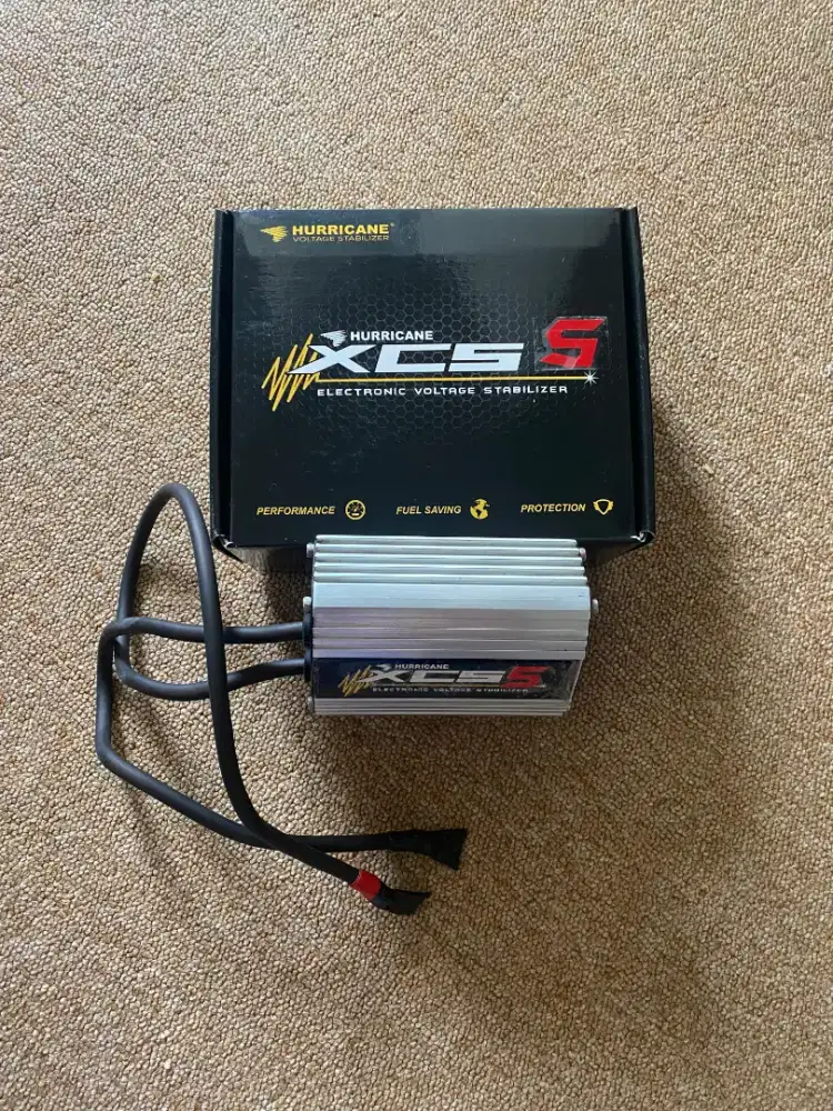 Hurricane XCS 5 Voltage Stabilizer Mobil