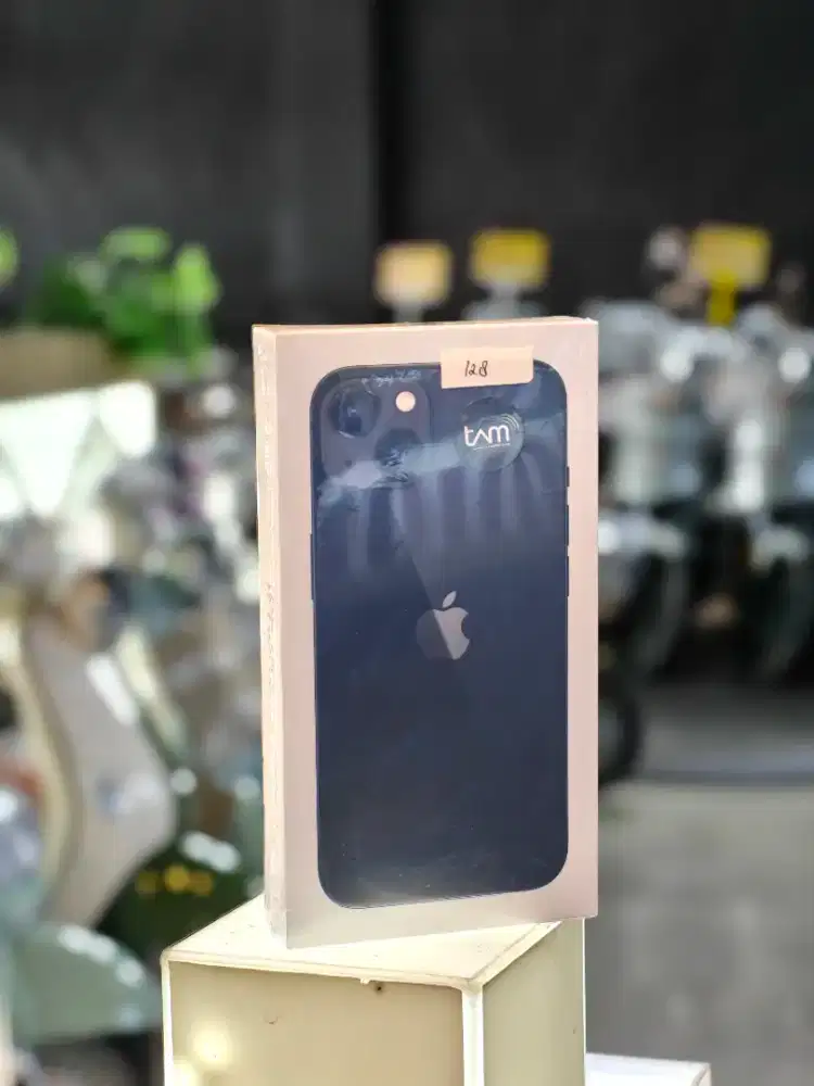 Iphone 13 128 gb melayani cash atau kredit syarat ktp saja